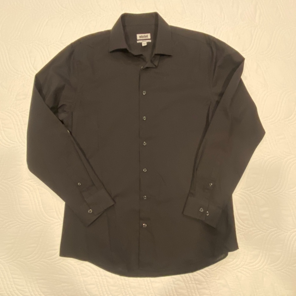 Unlisted a Kenneth Cole Production button down SIZE: 15 - 15 1/2, 32/33